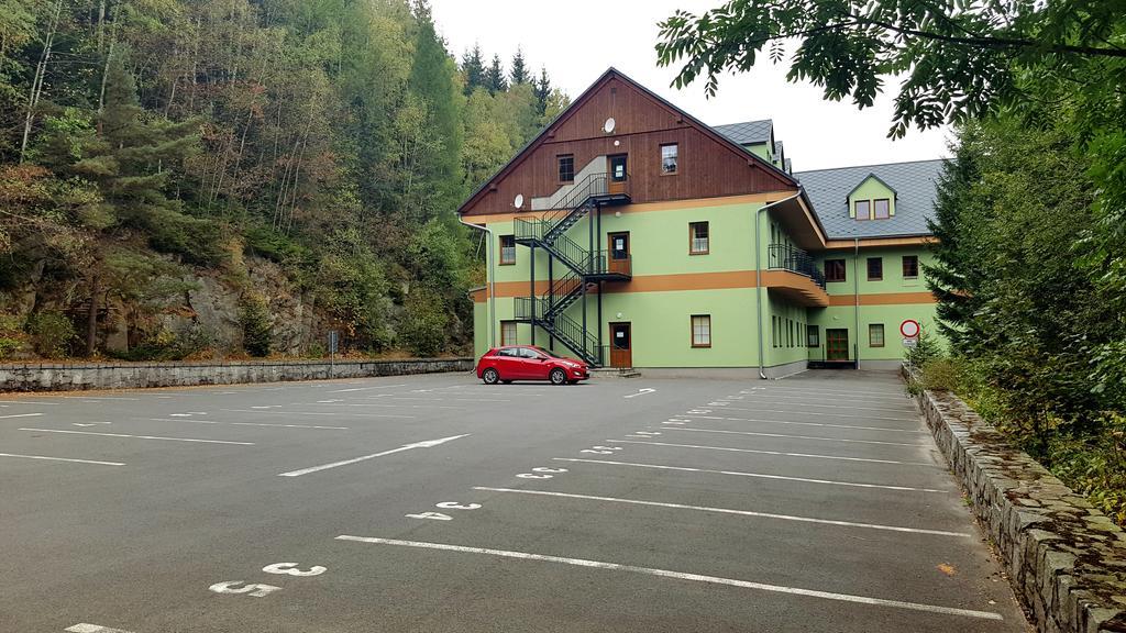 Apartmany Orbit Karlov Malá Morávka エクステリア 写真